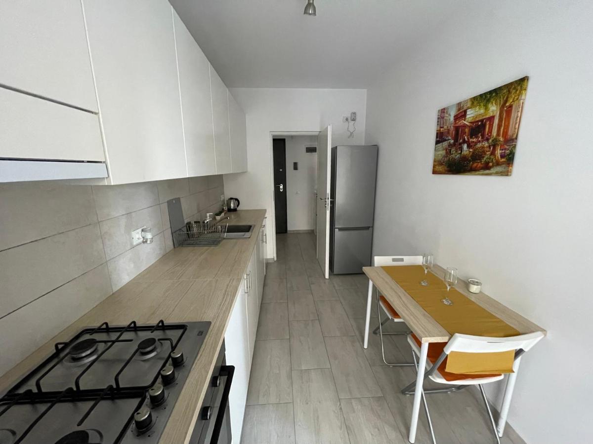 Pearl Luxury Apartment Near Presidential Palace ブカレスト エクステリア 写真
